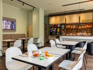 Restavracija oz. druge možnosti za prehrano v nastanitvi B&B Hotel Düsseldorf City-Süd