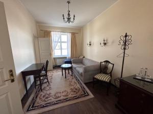 Posedenie v ubytovaní Kernu Manor Hotel & SPA