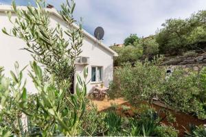 Zahrada ubytování Apartments in Vrbnik - Insel Krk 13606