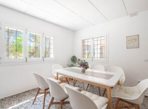 Posezení v ubytování Casa Can Vert con piscina