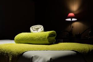 Posteľ alebo postele v izbe v ubytovaní Hostal Montserrat