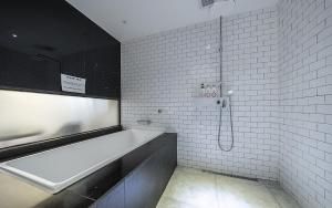 Koupelna v ubytování Cacao Hotel