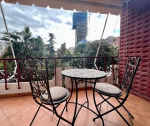 Balcone o terrazza di Apartment in Skanderbeg Square - Tirana Center 1