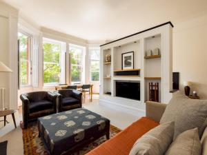 Svetainės erdvė apgyvendinimo įstaigoje Pass the Keys Sophisticated Studio in South Kensington