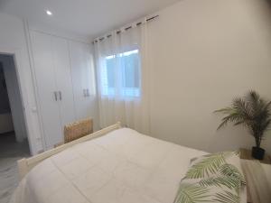 Posteľ alebo postele v izbe v ubytovaní Villa lujosa con spa, piscina y sala de juegos PRIVADOS