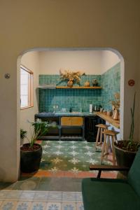 A cozinha ou cozinha compacta de Grana B&B mais 37 fotos