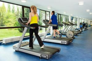 Fitness centrum a/nebo fitness zařízení v ubytování Ensana Esplanade