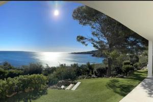 Fotografia z galérie ubytovania Beautiful house with pool 3 terraces and garden v destinácii Fréjus