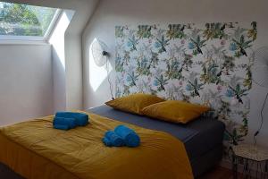 Postel nebo postele na pokoji v ubytování Superbe Gîte bord de mer avec jacuzzi 6 personnes
