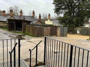 Gallery image of Unique Old Auction House in Brackley