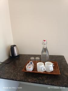 Oprema za pripravo čaja oz. kave v nastanitvi Moksha Infinity Valley