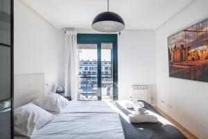 Katil atau katil-katil dalam bilik di Alloru, apartamento con piscina la playa a 3 km VUT-2714-AS +17 gambar
