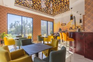 Istumisnurk majutusasutuses Hotel Pharos