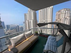 ThePenthouse Coliving II的休息区