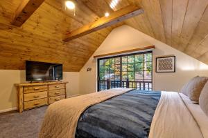 Voodi või voodid majutusasutuse Idyllwild Inn toas