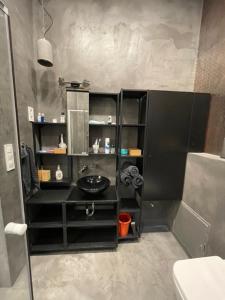 Phòng tắm tại Dream Romance Residency - Finnish Sauna