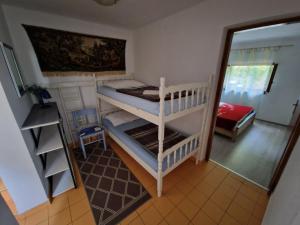 Postel nebo postele na pokoji v ubytování Apartment in Icici with sea view, terrace, Wi-Fi (4870-1)