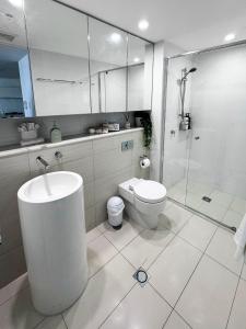 Bagno di Oracle 11th floor Tower 1 - GC Getaways