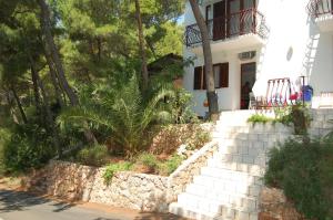 Jardí fora de Apartment Kordić