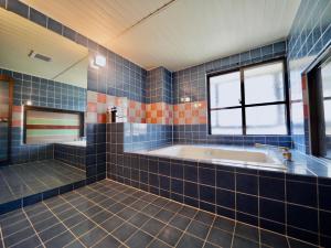 Hotel Ishigaki and Chikonkiya的一间浴室