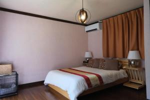 Postel nebo postele na pokoji v ubytování 12月NEWOPEN 鎌倉House 響 ペットと泊まれる北鎌倉4LDK貸別荘
