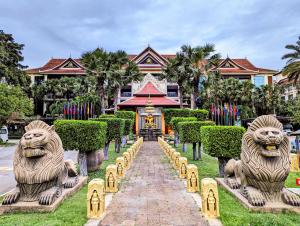 Empress Angkor Resort & Spa