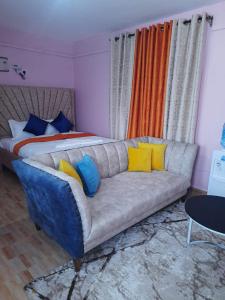 Postel nebo postele na pokoji v ubytování Sparkles Homes