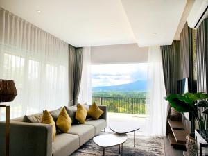 Üldine mäevaade või majutusasutusest The Balcone Suites & Resort pildistatud vaade
