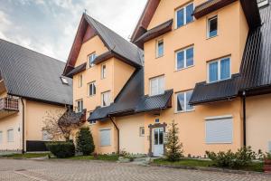 Budova, v ktorej sa apartmán nachádza