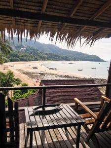 Balcon ou terrasse dans l'établissement Baan Laanta Resort & Spa - SHA PLUS