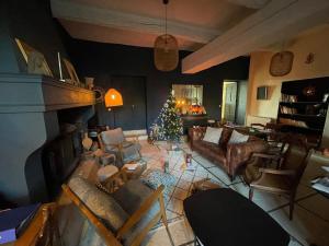 Χώρος καθιστικού στο Magnifique maison Le Barroux +12 φωτογραφίες