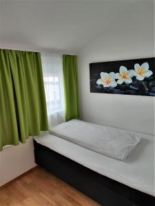 Postel nebo postele na pokoji v ubytování A3 Hotel