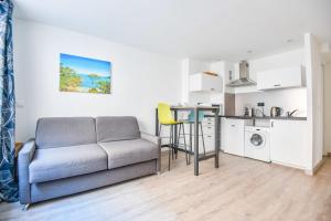Fotografia z galérie ubytovania Studio sur le Vieux-Port idéal pour 2 personnes v destinácii Marseille