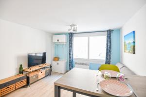 Fotografia z galérie ubytovania Studio sur le Vieux-Port idéal pour 2 personnes v destinácii Marseille
