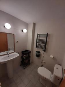 Kúpeľňa v ubytovaní Acogedor estudio con terraza Besiberri 4
