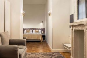 Posteľ alebo postele v izbe v ubytovaní Wyndham Grand Krakow Old Town