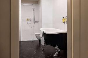 Kúpeľňa v ubytovaní Wyndham Grand Krakow Old Town