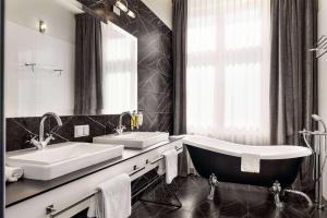Kúpeľňa v ubytovaní Wyndham Grand Krakow Old Town