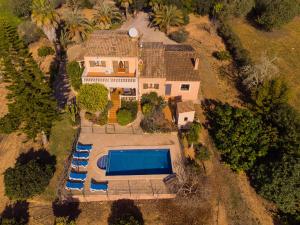 Bazén v ubytovaní Finca Miquel Tomas alebo v jeho blízkosti
