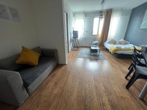 Łóżko lub łóżka w pokoju w obiekcie Mon Palmier Grand Appartement Parking Un-Séjour-à-Part
