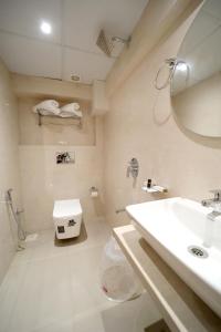 Koupelna v ubytování HOTEL ALFA EXECUTIVE