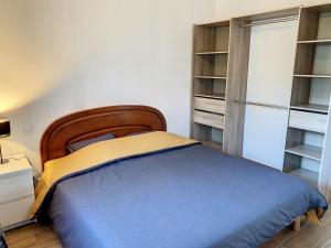 Zdjęcie z galerii obiektu Maison neuve 6 pers à 350m mer, proche balades, avec wifi et jardin - FR-1-361-473 w mieście Carolles