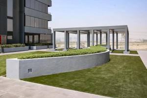 Cozy Studio 29th Floor, Bloom Towers Marina View外面的花园