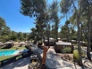Bazén v ubytování Youcamp Village - Marseille Provence nebo v jeho okolí