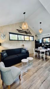 Posezení v ubytování Le Chalet de la Plage + 37 fotografií