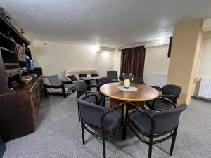 Posedenie v ubytovaní Pension Fortuna
