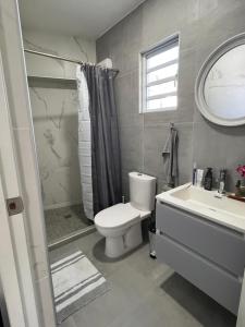 Photo de la galerie de l'établissement Tropical Escape: Spanish Water Studio Curacao, à Willemstad