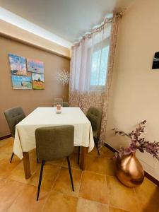Posezení v ubytování La maison de Daniela + 5 fotografií