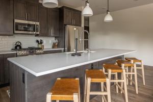 Galería fotográfica de Mountain Lake Condo | Unit 301D en Big Sky