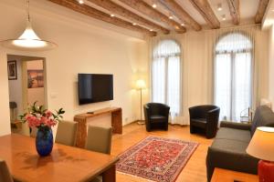 A television and/or entertainment centre at Da Bruno Homes